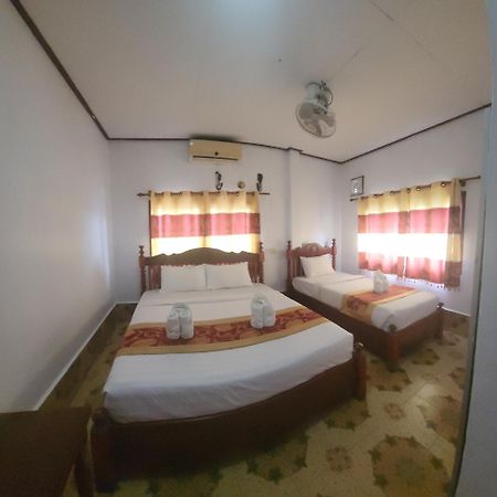 Vang Vieng Chanthala Hotel 1 Екстер'єр фото