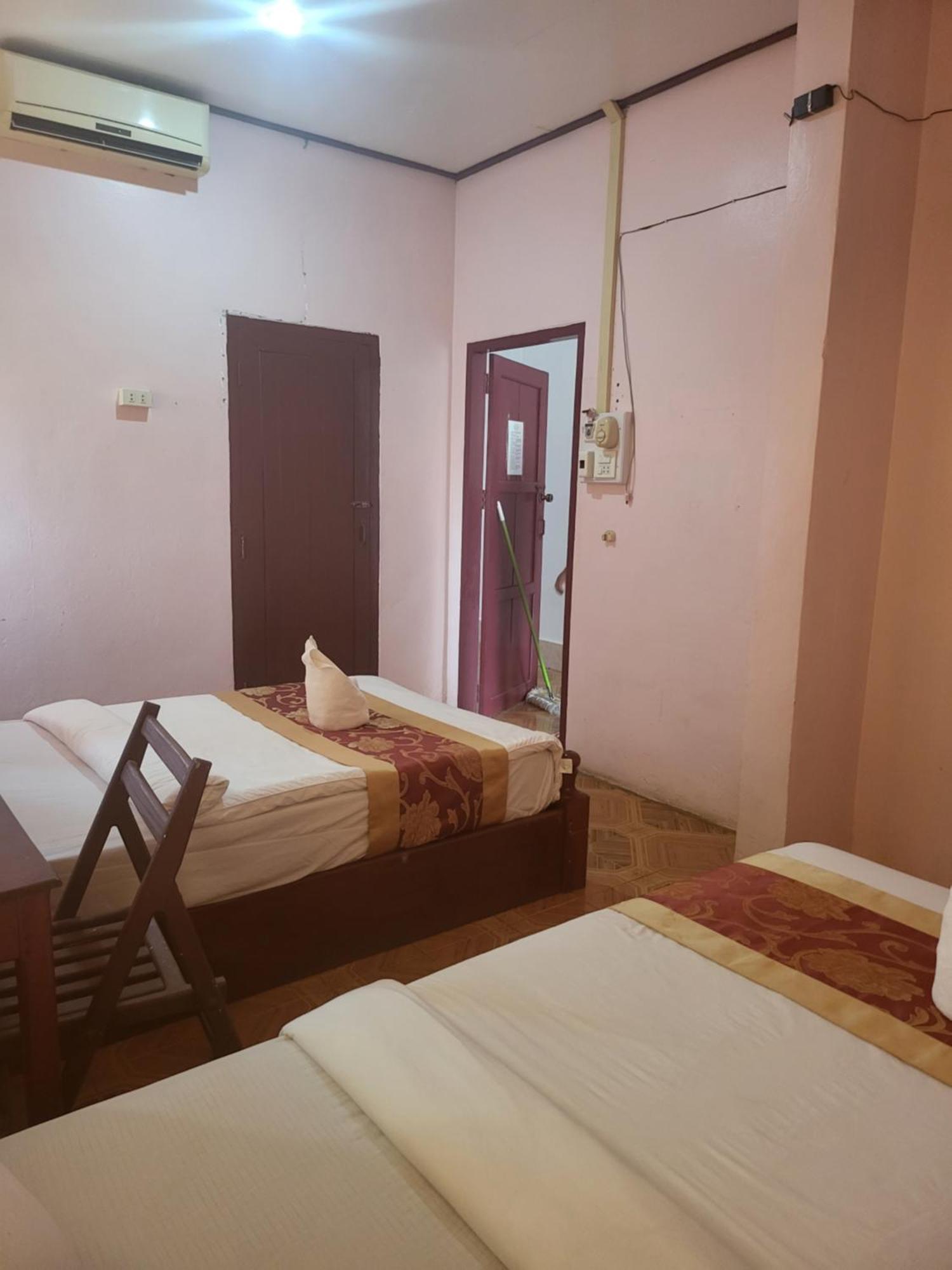 Vang Vieng Chanthala Hotel 1 Екстер'єр фото