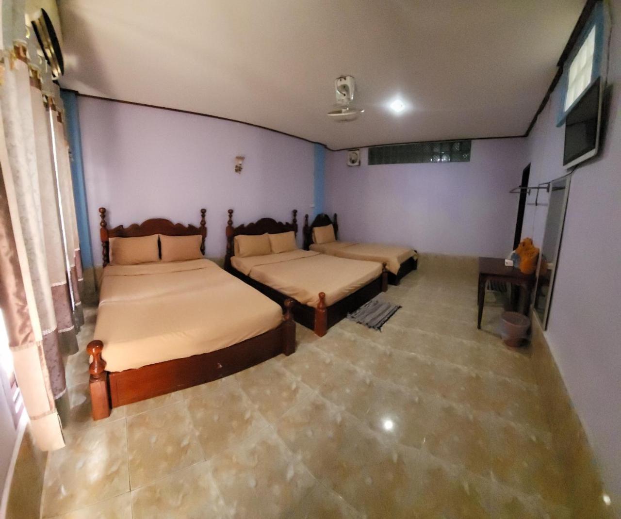 Vang Vieng Chanthala Hotel 1 Екстер'єр фото
