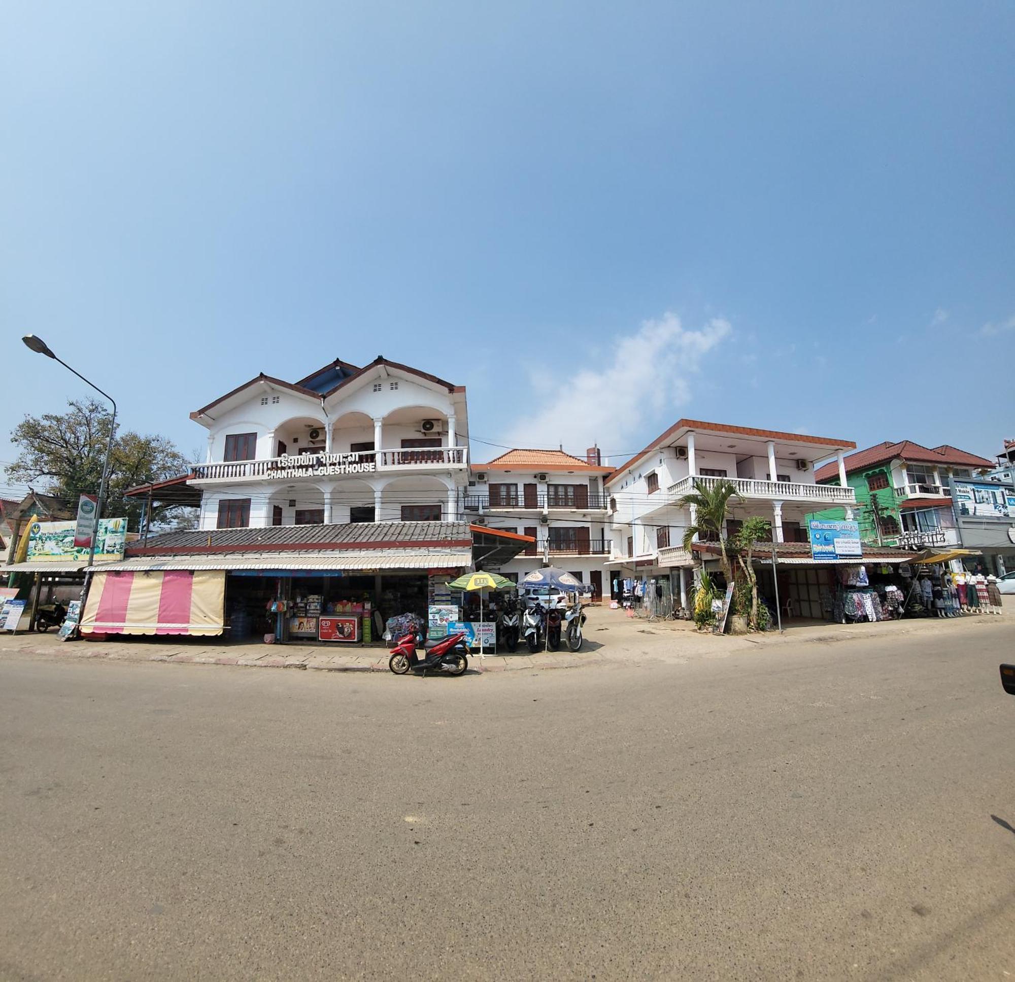 Vang Vieng Chanthala Hotel 1 Екстер'єр фото