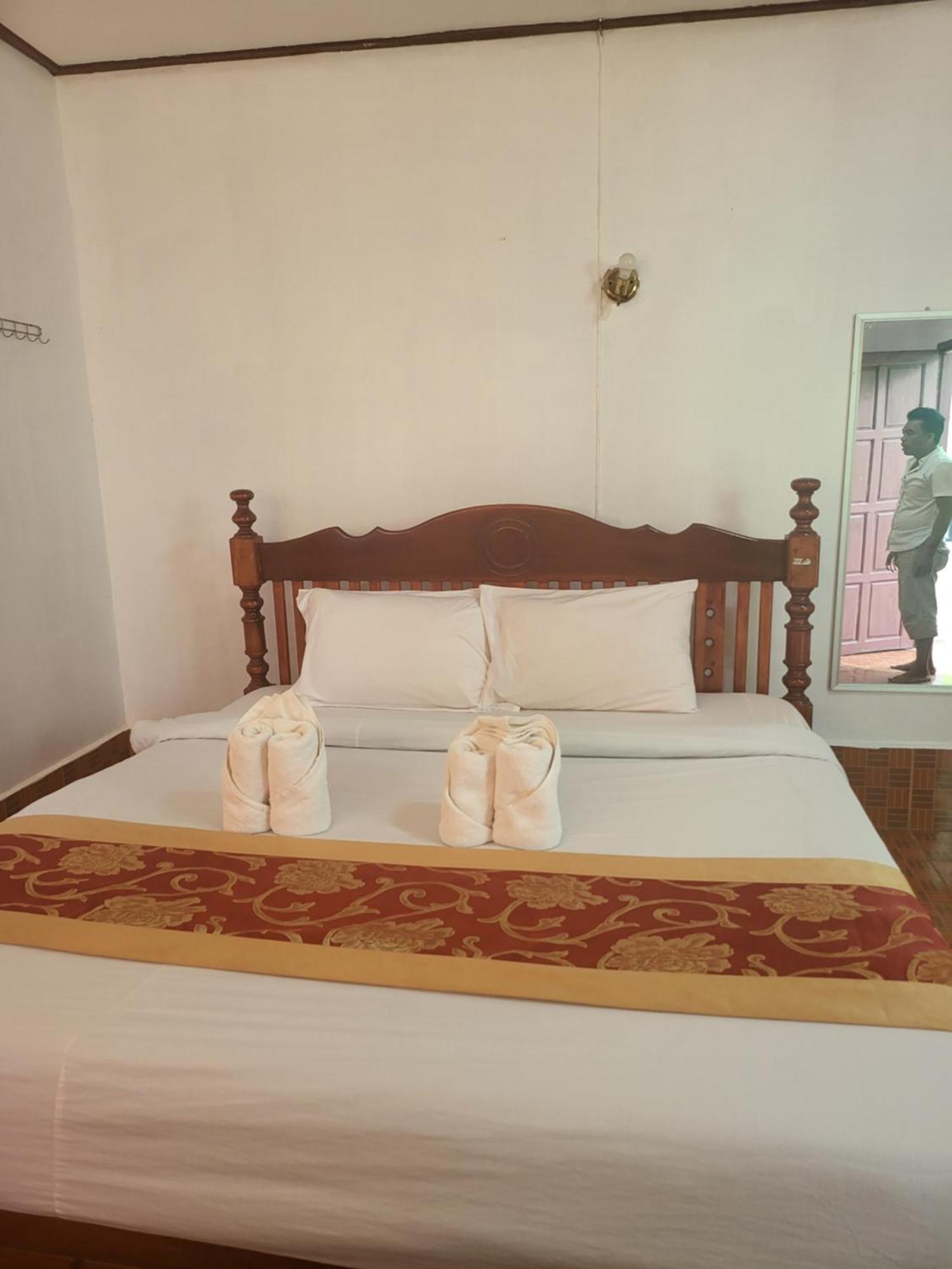 Vang Vieng Chanthala Hotel 1 Екстер'єр фото